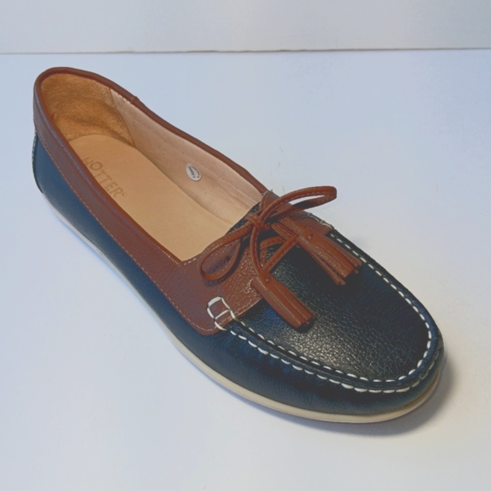 Hotter Bay Sail Loafer Moccasin Navy and Tan Size 11 Womens